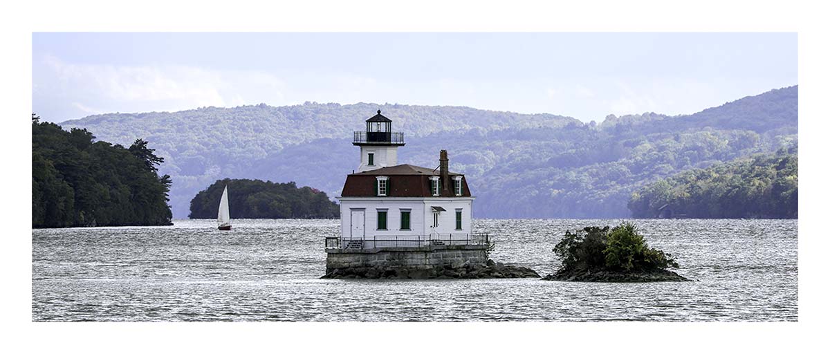 Esopus ManorLighthouse